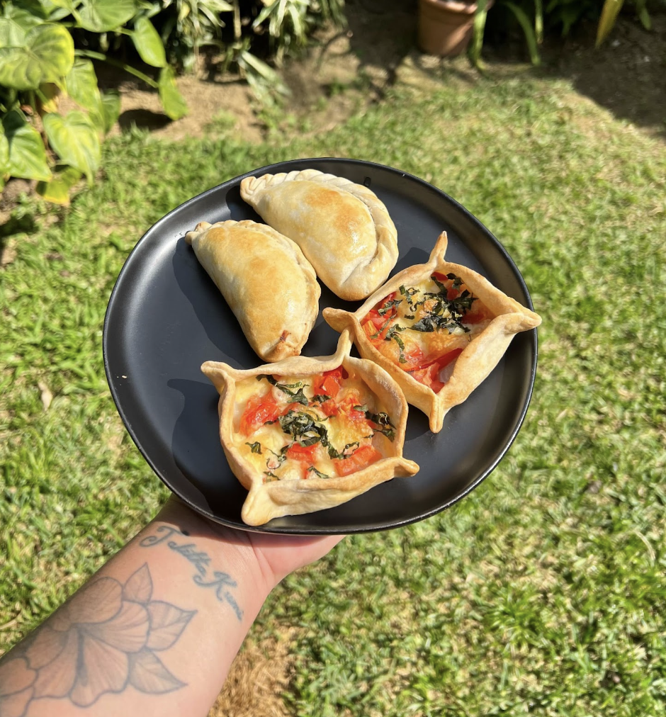 An image of delicious empanadas. 